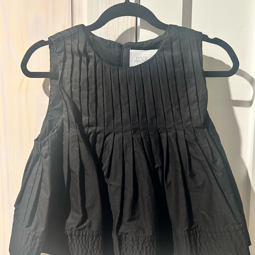 Elegant Black Sleeveless Blouse